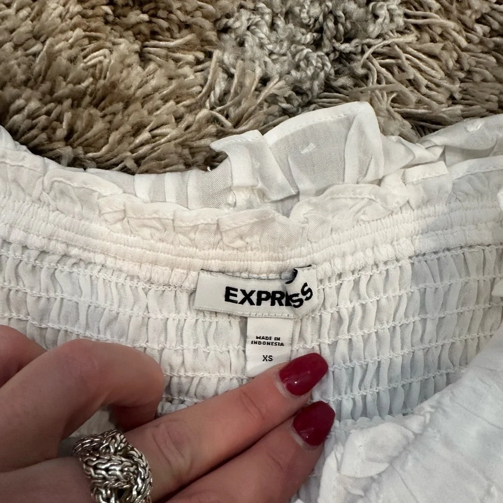 NWOT Express Summer White Ruffle Sleeve Blouse Top Shirt